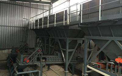 Centrale de recyclage de béton